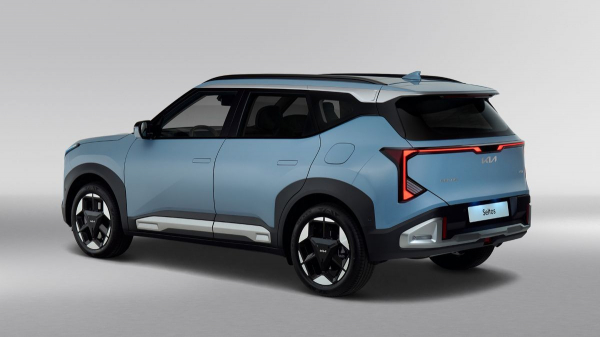 Кроссовер Kia Seltos впервые прибыл в Европу Кроссовер Kia Seltos впервые прибыл в Европу
