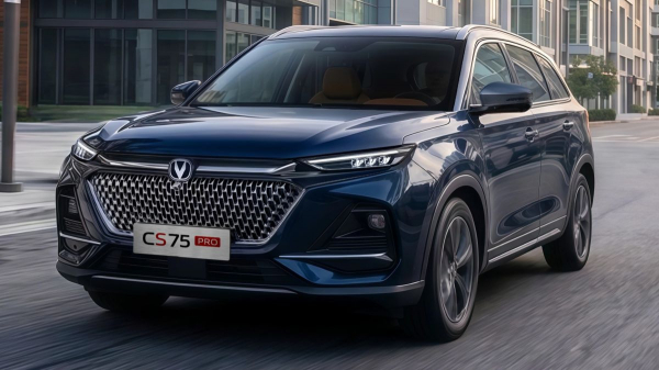 Для России анонсирован кроссовер Changan CS75 Pro Для России анонсирован кроссовер Changan CS75 Pro