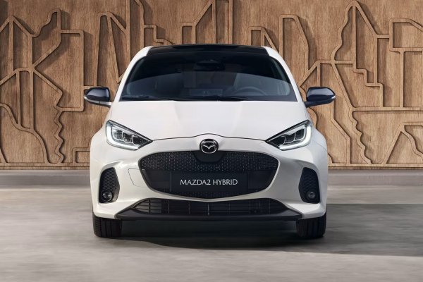 Mazda 2 Hybrid обновилась и вытеснила бензиновую версию из Европы Mazda 2 Hybrid обновилась и вытеснила бензиновую версию из Европы