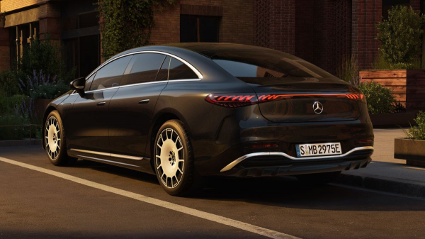 Mercedes-Benz EQS перенес глобальное техническое обновление Mercedes-Benz EQS перенес глобальное техническое обновление