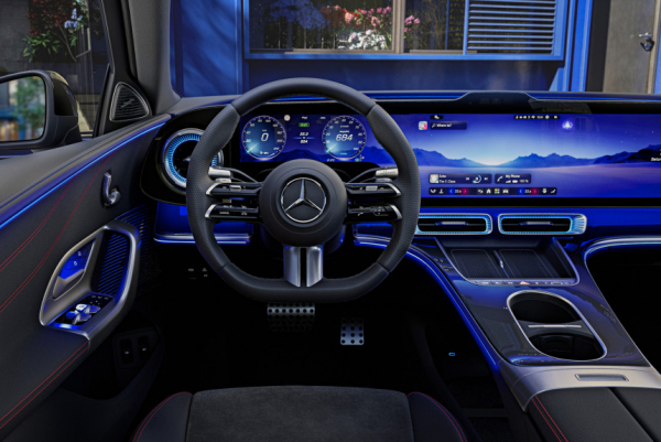Mercedes-Benz показал салон электрического C-класса Mercedes-Benz показал салон электрического C-класса