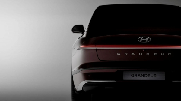 Обновленный Hyundai Grandeur обрел иную внешность и новый салон