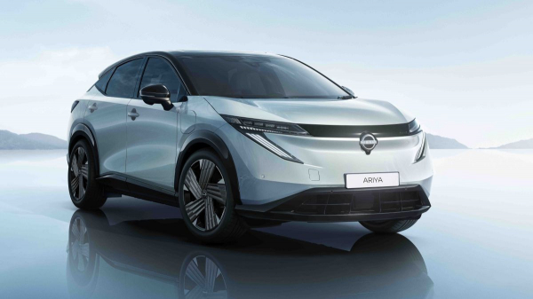 Обновленный кроссовер Nissan Ariya добрался до Европы