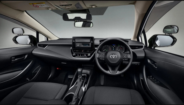 Toyota Corolla в Японии сохранила «механику», но только для автошкол Toyota Corolla в Японии сохранила «механику», но только для автошкол