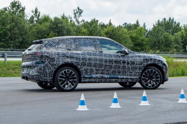 Новые BMW X5 и iX5: раскрыты основные параметры