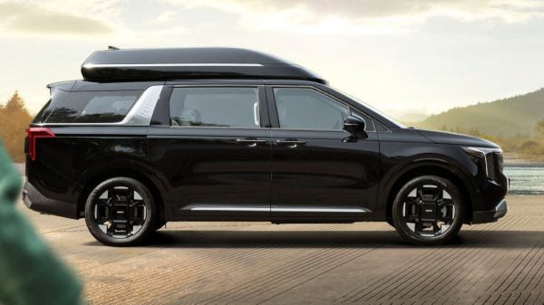 Kia Carnival High Roof: простор по разумной цене