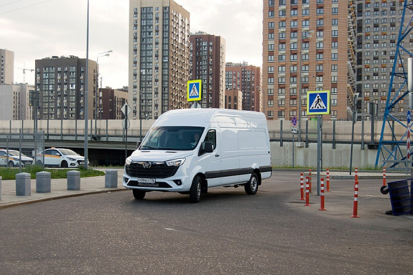 Трасса, которую мы потеряли: едем из Москвы в Петербург на Sollers SF5 Трасса, которую мы потеряли: едем из Москвы в Петербург на Sollers SF5