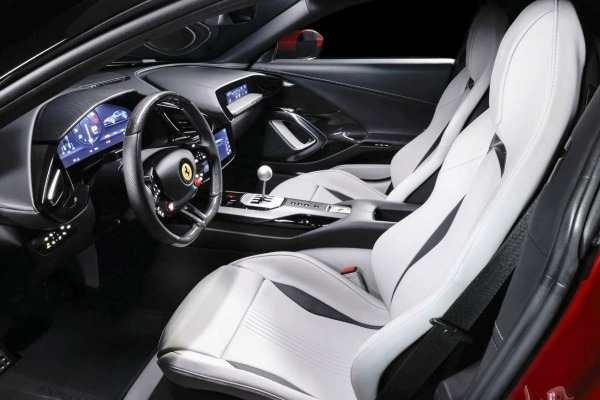 Ferrari 12Cilindri Manuale: &laquo;механика&raquo; вернулась (но она ненастоящая)
