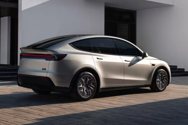 Удлиненная Tesla Model Y L: теперь не только в Китае Удлиненная Tesla Model Y L: теперь не только в Китае