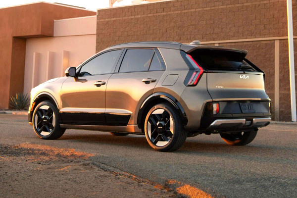 Обновленный кроссовер Kia Niro лишился электрической модификации Обновленный кроссовер Kia Niro лишился электрической модификации