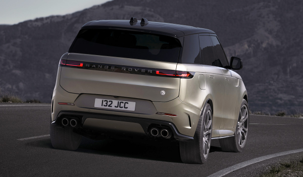 Представлен Range Rover Sport SV: новая топ-версия Представлен Range Rover Sport SV: новая топ-версия