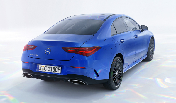 Седан и универсал Mercedes-Benz CLA: рестайлинг и сокращение гаммы
