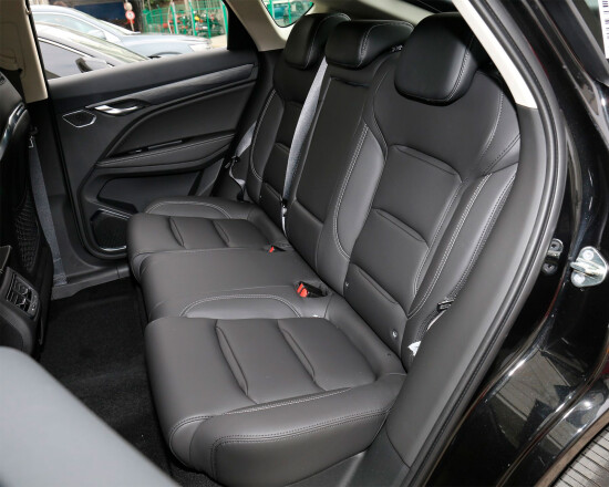 Кросс-купе Geely Tugella Кросс-купе Geely Tugella