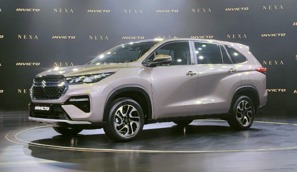 Из Тойоты сделали минивэн Suzuki Invicto Из Тойоты сделали минивэн Suzuki Invicto