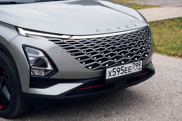 Между Tiggo и Exeed: тест-драйв Omoda C5 Между Tiggo и Exeed: тест-драйв Omoda C5